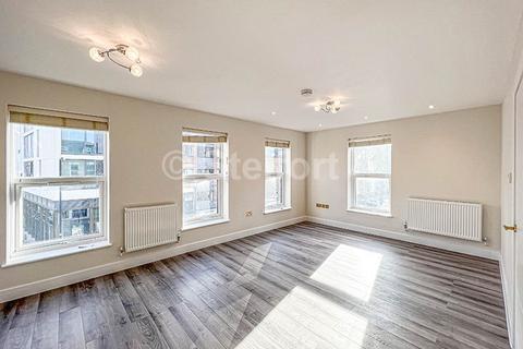 2 bedroom apartment to rent, Fonthill Road, London, N4