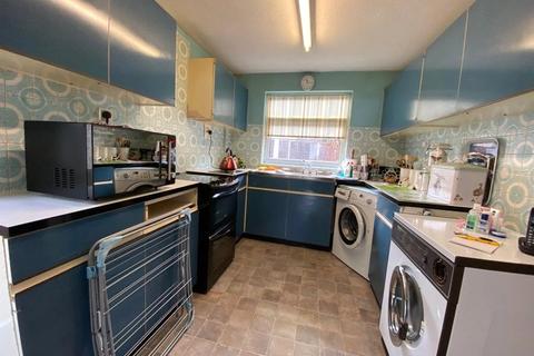 14 Benning Way, Wokingham, RG40 1XX