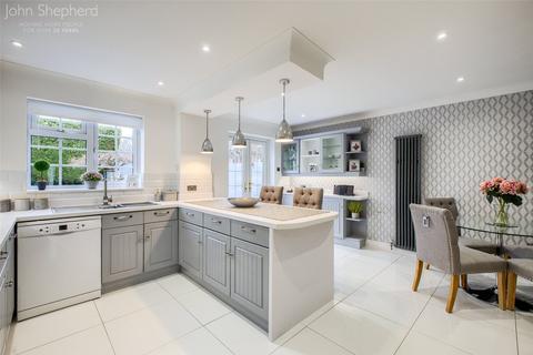 12 Burgess Croft, Solihull, B92 0QJ
