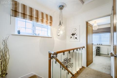 12 Burgess Croft, Solihull, B92 0QJ