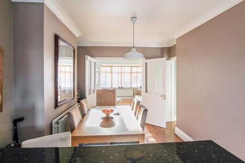 33 Highmead, London, SE18 2DH