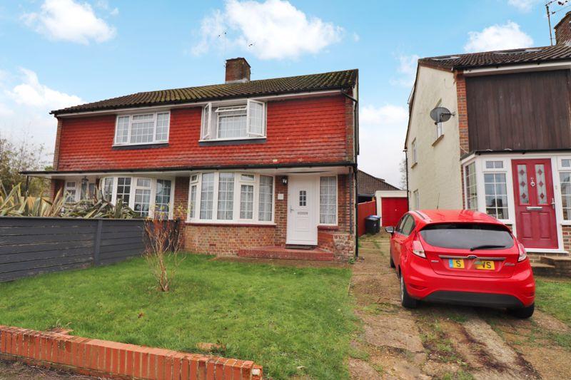 Noel Rise, Burgess Hill, West Sussex 3 bed semidetached house £315,000