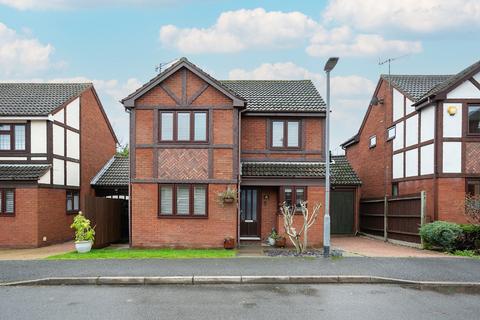 4 bedroom detached house to rent, Tudor Manor Gardens, Watford, Hertfordshire, WD25