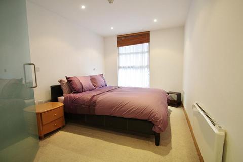 2 bedroom flat for sale, Page Street, London, SW1P 4JX