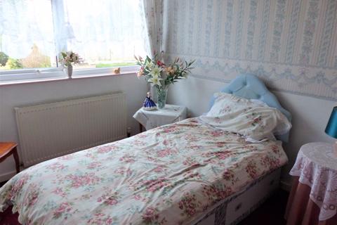 52 Gorstey Lea, Burntwood, WS7 9DH