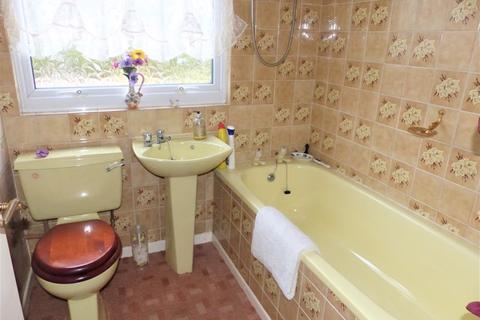 52 Gorstey Lea, Burntwood, WS7 9DH