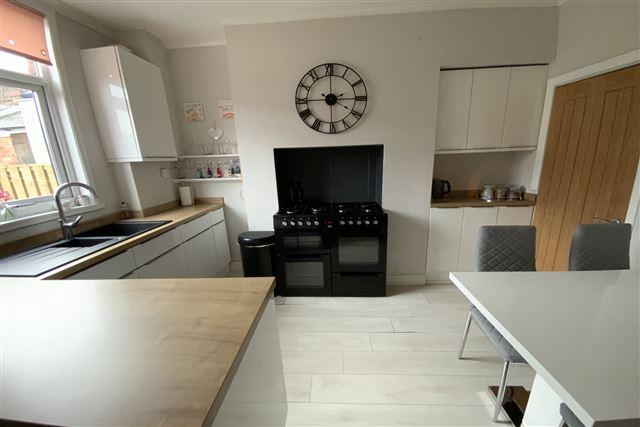 Kitchen dining room