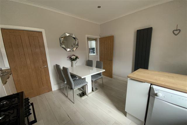 Kitchen dining room