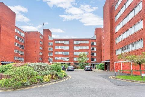 87 Homefield Park, Sutton, SM1 2DY