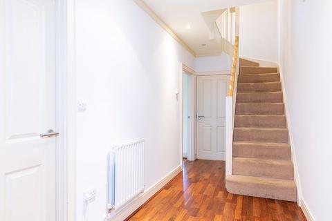 1 Sherbrooke Way, Worcester Park, KT4 8BG