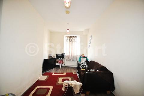 1 bedroom flat to rent, Deptford Broadway, London SE8