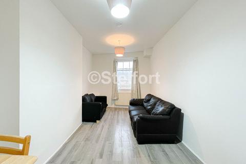 1 bedroom flat to rent, Deptford Broadway, London SE8