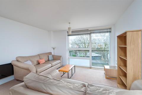 17, Queen Square Apartments Bell Avenue, Bristol, BS1 4AP