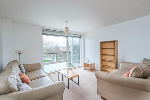 17, Queen Square Apartments Bell Avenue, Bristol, BS1 4AP