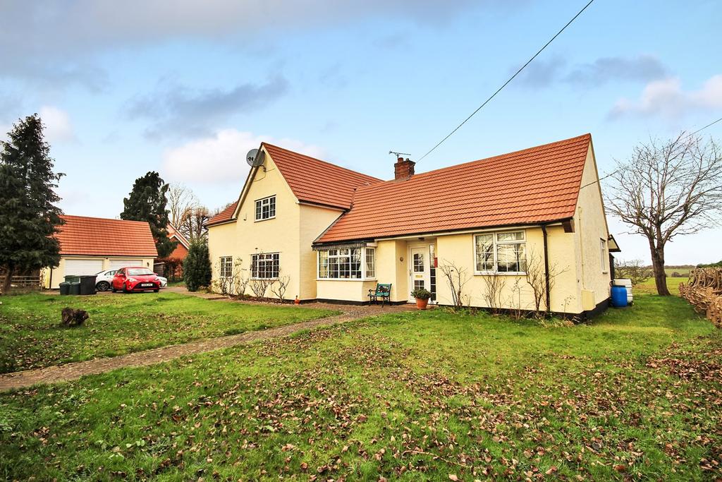 Shalford Road, Rayne, Braintree, CM77 4 bed detached house £600,000