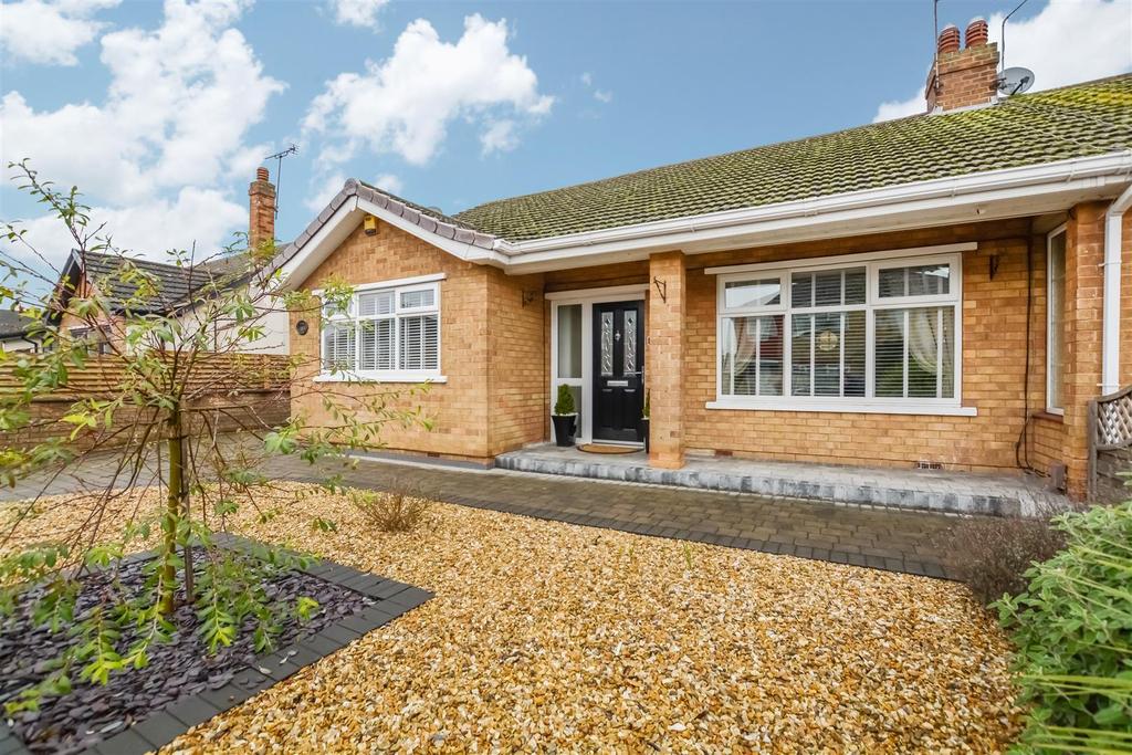Pembroke Avenue, Scunthorpe 3 bed bungalow for sale £190,000