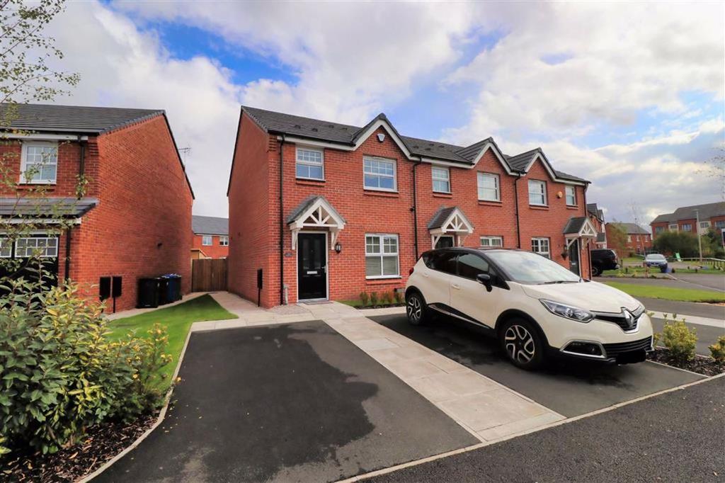 Shepherd Croft, Leigh 3 bed mews £189,995