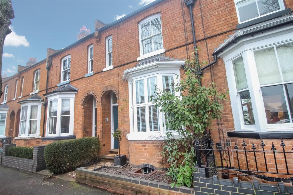 Lime Avenue, Leamington Spa 2 bed terraced house £325,000