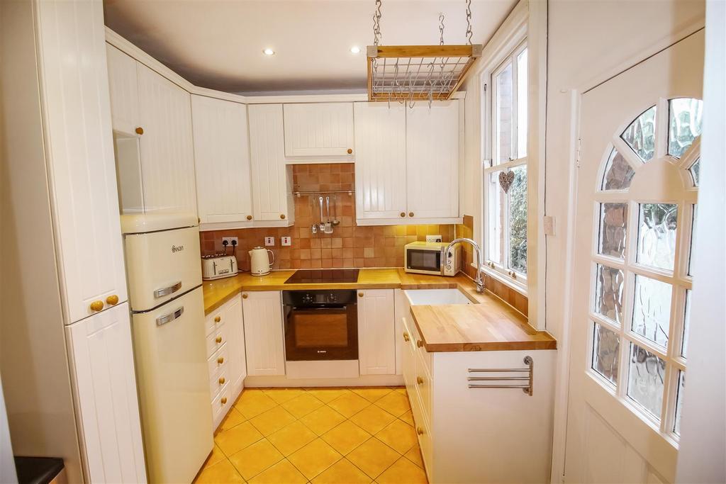 Kitchen.JPEG
