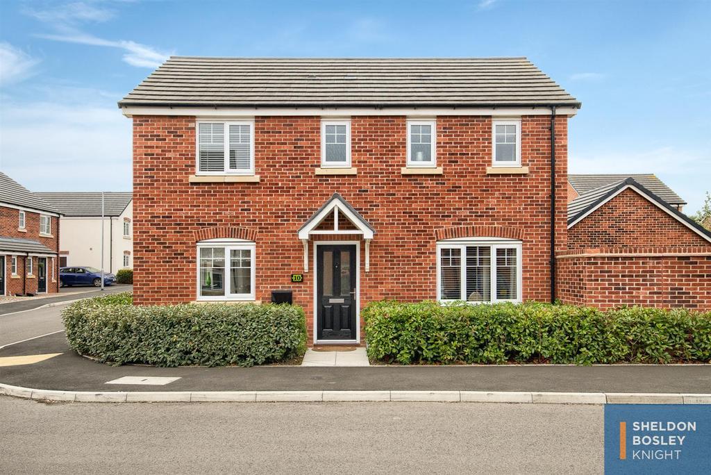 Pardoe Drive, Pershore 3 bed detached house £275,000