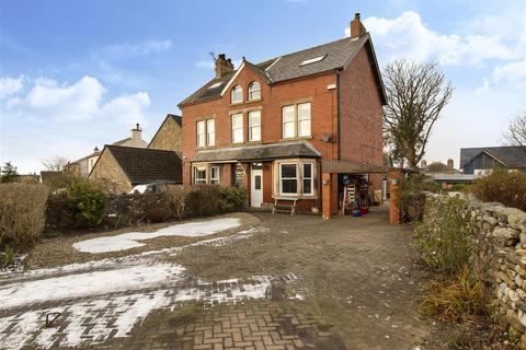 2, Westfield Croft Road, Ingleton, Carnforth, LA6 3BZ