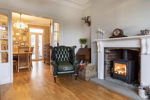 2, Westfield Croft Road, Ingleton, Carnforth, LA6 3BZ