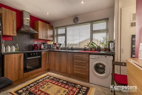 26 Dunlop Road, Tilbury, RM18 7BE