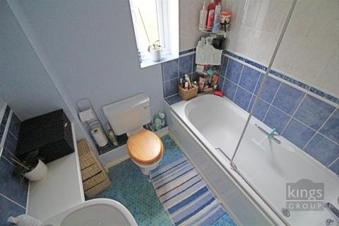 107 Challinor, Church Langley, Harlow, CM17 9XE