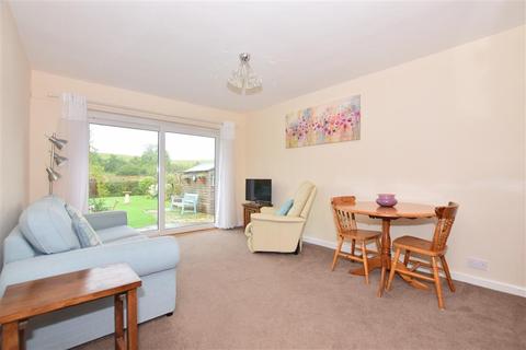 86 Dukes Avenue, Theydon Bois, Epping, CM16 7HF