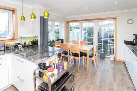 1 Craigie Knowes Avenue, Perth, PH2 0DL