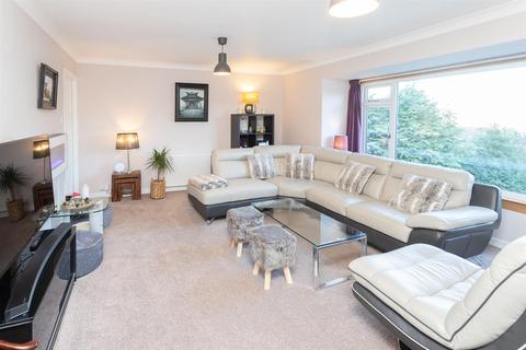 1 Craigie Knowes Avenue, Perth, PH2 0DL