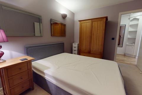 2 bedroom apartment to rent, Burrells Wharf Square, London, E14