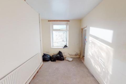 28 Aberdare Road, Blaenllechau, Ferndale, CF43 4PF