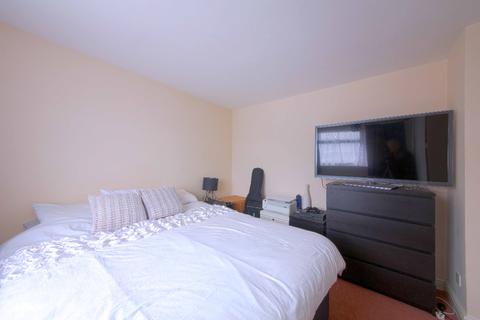 13 Aldebury Road, Maidenhead, SL6 7EY