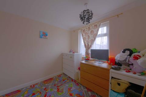 13 Aldebury Road, Maidenhead, SL6 7EY