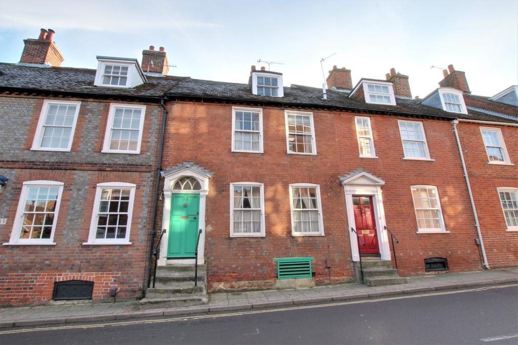 Queen Street, Emsworth 4 bed terraced house £395,000
