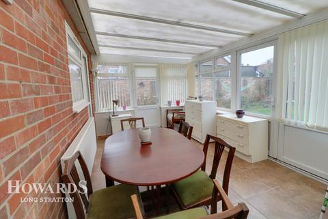 25 Church View, Harleston, IP20 9HR