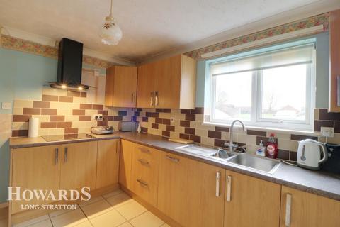 25 Church View, Harleston, IP20 9HR