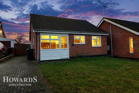 25 Church View, Harleston, IP20 9HR