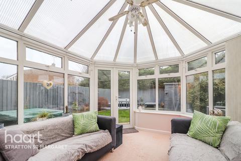 30 Burden Close, Swindon, SN3 4HE