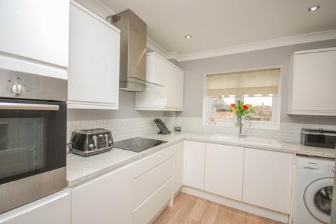 138 Hutton Drive, Hutton, Brentwood, CM13 1QW