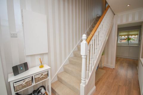 138 Hutton Drive, Hutton, Brentwood, CM13 1QW