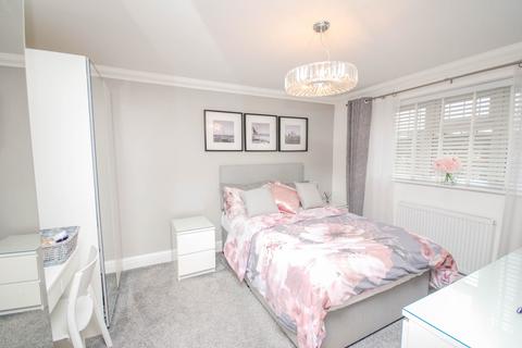 138 Hutton Drive, Hutton, Brentwood, CM13 1QW