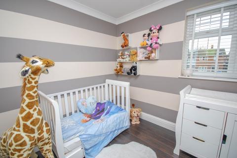138 Hutton Drive, Hutton, Brentwood, CM13 1QW