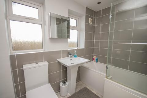 138 Hutton Drive, Hutton, Brentwood, CM13 1QW