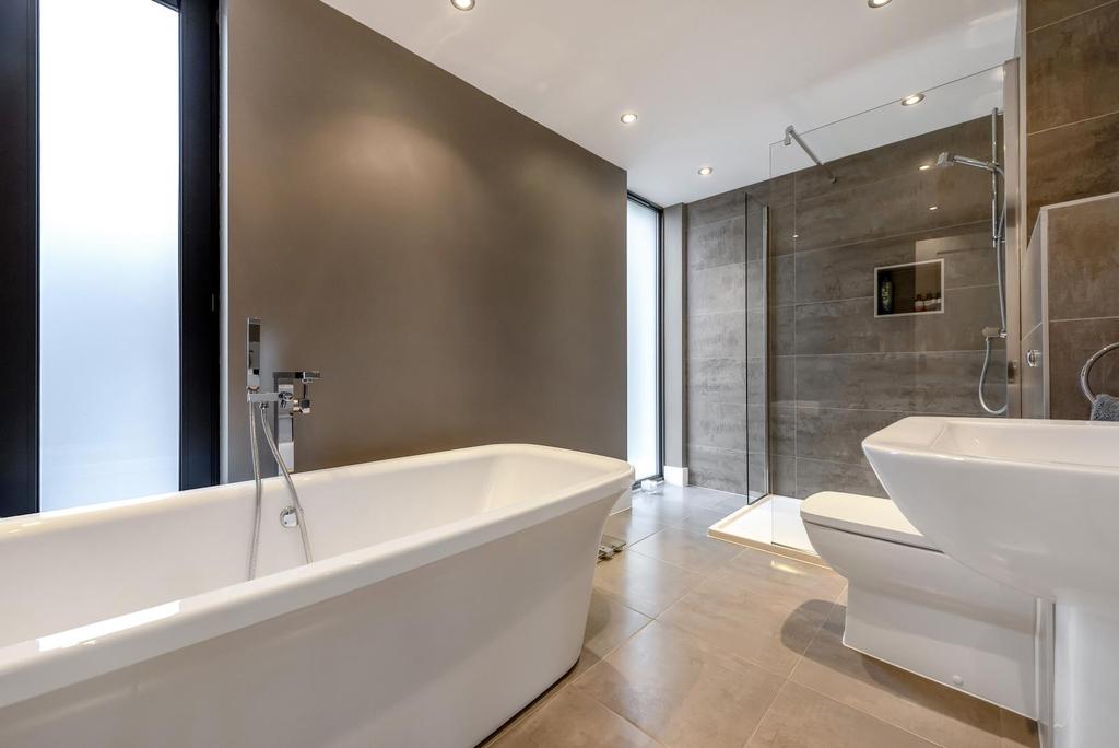 Family bathrom