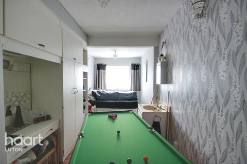 19 Alexandra Avenue, Luton, LU3 1HE