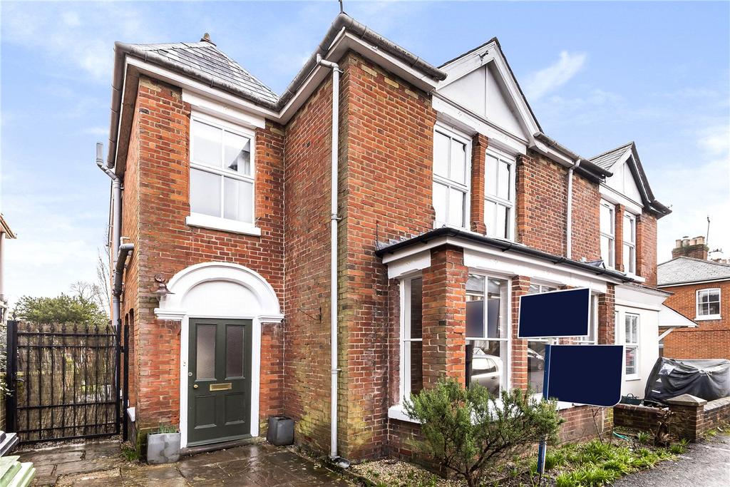 Egbert Road, Winchester, SO23 3 bed semidetached house £2,950 pcm (£