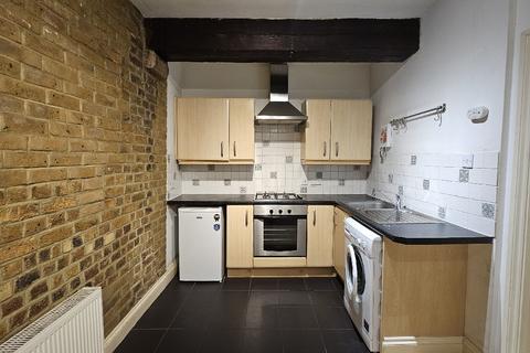 1 bedroom ground floor flat to rent, Curtain Road, London, Shoreditch