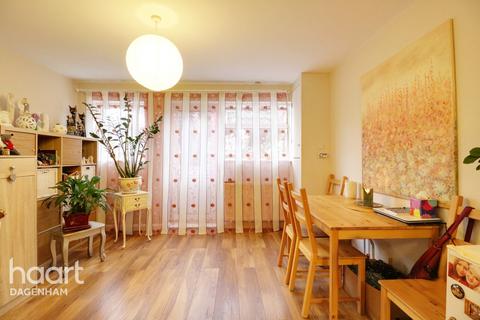 105 Ballards Road, Dagenham, RM10 9AL